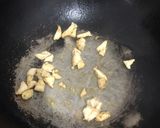 Foto langkah ke 1 dari resep Nasi Goreng Ayam Mentega.