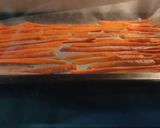 A picture of step 6 of Carrot Peel Crispy Crunchy Chips 🥕😋.