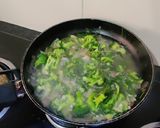 A picture of step 3 of Broccoli Soup.