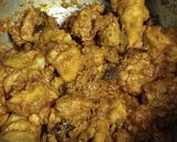 A picture of step 4 of Chicken lababdar.