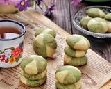 Foto langkah ke 6 dari resep Swirl Green tea Cookies /Vortex Green tea Cookies, ENAK, MUDAH, EKONOMIS.