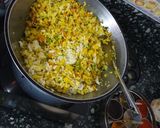A picture of step 3 of Vegetable poha.