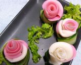 A picture of step 4 of Deluxe Kamaboko Flowers.