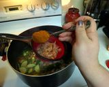 A picture of step 10 of Mexican shrimp soup (Caldo de Camarón).
