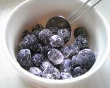 A picture of step 4 of Sugar Free Blueberry Sauce.