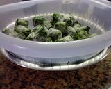 A picture of step 1 of Creamy Spinach cooked in Thermomix.