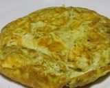 Foto del paso 3 de la receta: Tortilla al pesto con queso