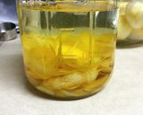 A picture of step 4 of Limoncello.
