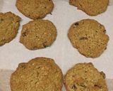 A picture of step 7 of Oatmeal raisin chocolate chip.