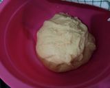Foto langkah ke 3 dari resep Cinnamon Roll feat Lotus Biscoff.