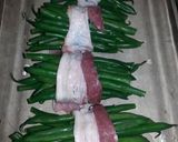 A picture of step 5 of Green Bean Bundles.