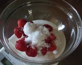 A picture of step 1 of Fresh Strawberry Sheet (For making bread).