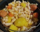 Foto del paso 3 de la receta: Potaje de habichuelas o alubias blancas en Monsieur Cuisine plus
