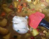 A picture of step 4 of Bechamel based veggie chicken curry soup.