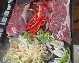 Foto del paso 2 de la receta: Asado americano a la chapa, rehogadas, apio, zanahoria y tomates