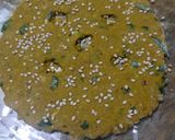 મલ્ટીગ્રેન થાલીપીઠ (Multigrain Thalipeeth Recipe In Gujarati) રેસીપી સ્ટેપ3ફોટો