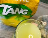 A picture of step 3 of Pineapple Drink.