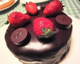 A picture of step 10 of Glacage Made with Milk: A Simple, Microwaveable Recipe.