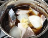 A picture of step 3 of Buri Daikon - Simmered Yellowtail Fillet with Daikon Radish.