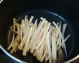 A picture of step 4 of Steamed in Sake...Chicken and Burdock Root.