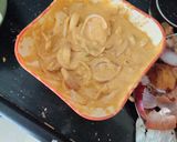 A picture of step 1 of Pyaji pakora.