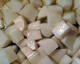 A picture of step 1 of Pan's potatoes.