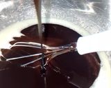 Foto langkah ke 2 dari resep Fudgy brownies.