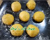 Foto langkah ke 5 dari resep Pumpkin donut (donat labu kuning).