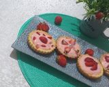 صورة لخطوة 3 من وصفة تارتولات 🥧 بالفراولة 🍓