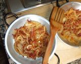 Foto del paso 3 de la receta Sartencillas de patatas, huevos, chorizo y pimientos al horno