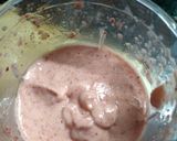 Foto del paso 3 de la receta: Mousse de frutillas, melón y bananas 😋
