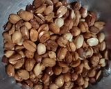 A picture of step 1 of Peanut Potato Curry.