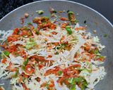 A picture of step 4 of Chicken bread pizza.