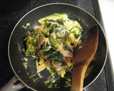 A picture of step 5 of Spinach and Ham with Eggs.