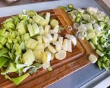 Une image de l'étape 3 de Noix de Saint Jacques à la fondue de poireaux.