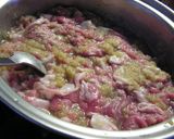 A picture of step 2 of Pork Simmered in Grated Apple.