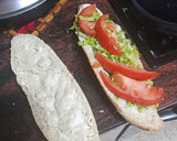 Foto del paso 2 de la receta: Bocadillo de tortilla de papas diferente