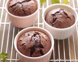 A picture of step 10 of Melt-in-your-mouth Molten Chocolate Cake.