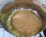 Foto del passaggio 3 della ricetta Risotto alla milanese
