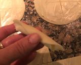 Foto del paso 2 de la receta: Medialunas pequeñas de queso (snack)