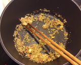 Hình bước làm 4 của món Thịt 3 chỉ kho sả ớt