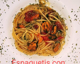 Foto del paso 5 de la receta: Espaguetis con mejillones y tomates cherry