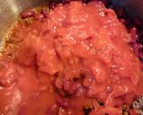 A picture of step 8 of Quick and Easy Chili Con Carne Dogs.