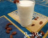 A picture of step 3 of Munakka Milkshake.