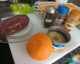 Foto del paso 1 de la receta Lomo de cerdo en salsa de papaya y naranja sobre cama de arroz