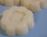 Foto langkah ke 3 dari resep Puding Teh Susu.
