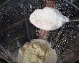 A picture of step 1 of Banana and coconut smoothie.