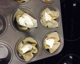 A picture of step 5 of Buffalo Chicken Won Ton Cups.