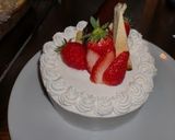A picture of step 17 of The Trick to Making a Beautiful Decorated Cake.