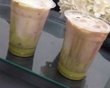 Foto langkah ke 3 dari resep Matcha latte milk chocolatos ala cafe 😂.